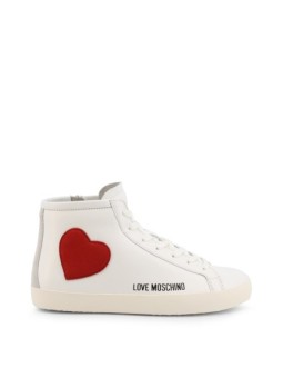 Sneakers Love Moschino...